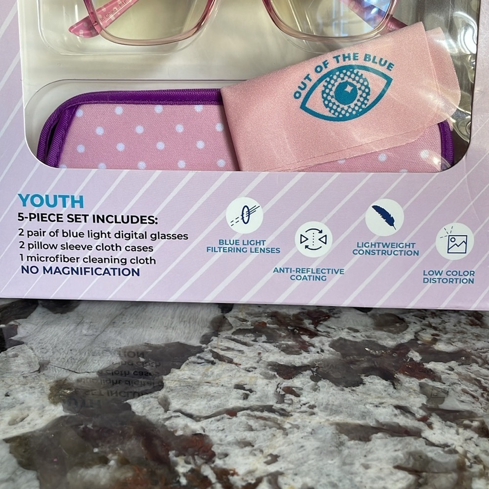 Blue Light Glasses - Picture 3 of 4
